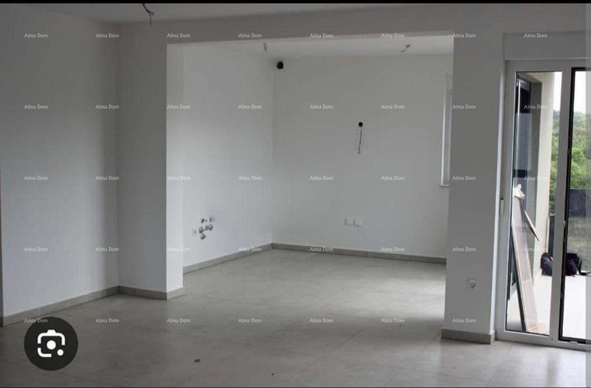 Luksuzno petosobno stanovanje na prodajo – 150 m², vrh stavbe, novogradnja