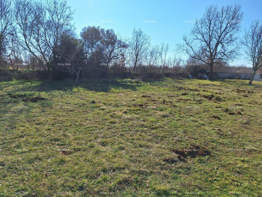 Građevinsko zemljište 650 m² – Marčana, Istra