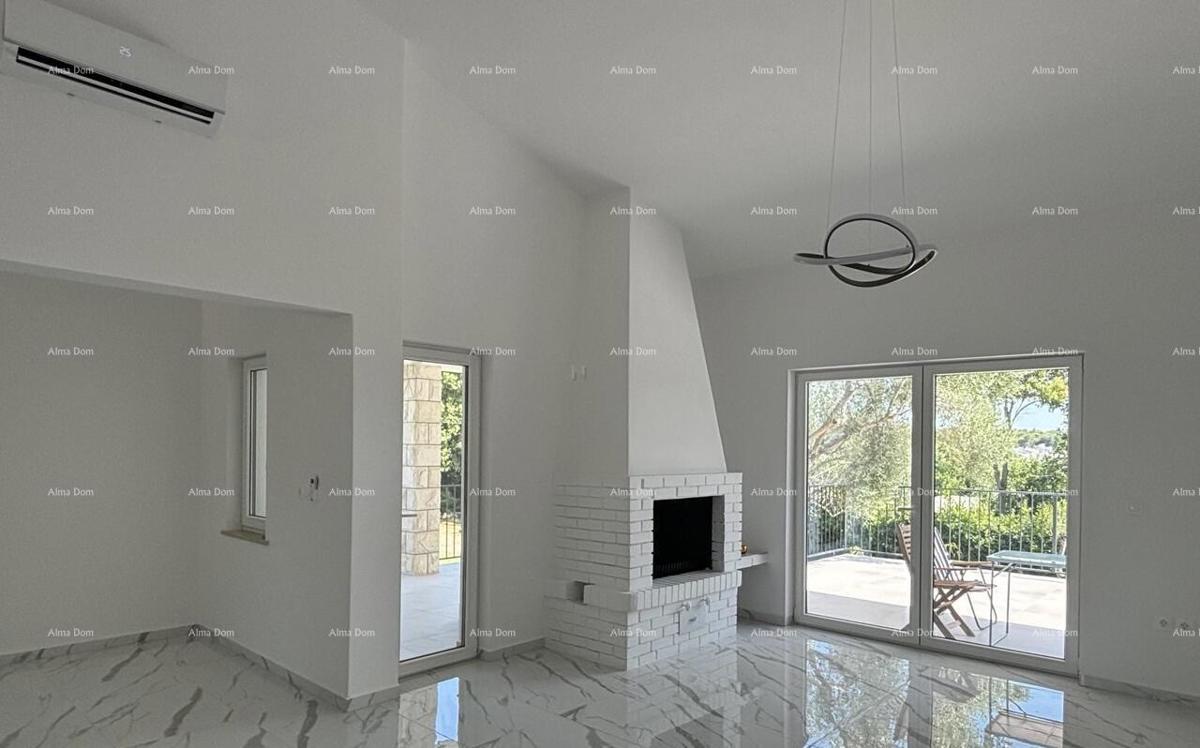 UMAG – Hiša s bazenom in tremi ločenimi apartmaji