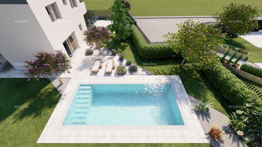 Na prodaju stavbno zemljišče s projektom in bazenom – 646 m²
