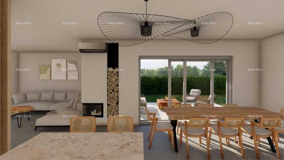 Na prodaju stavbno zemljišče s projektom in bazenom – 646 m²
