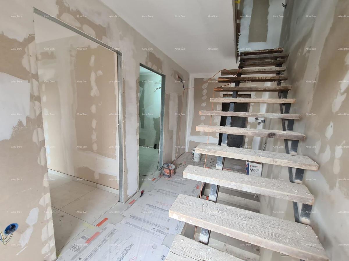 Na prodaju kuća s konobom u fazi renovacije, Krnica!