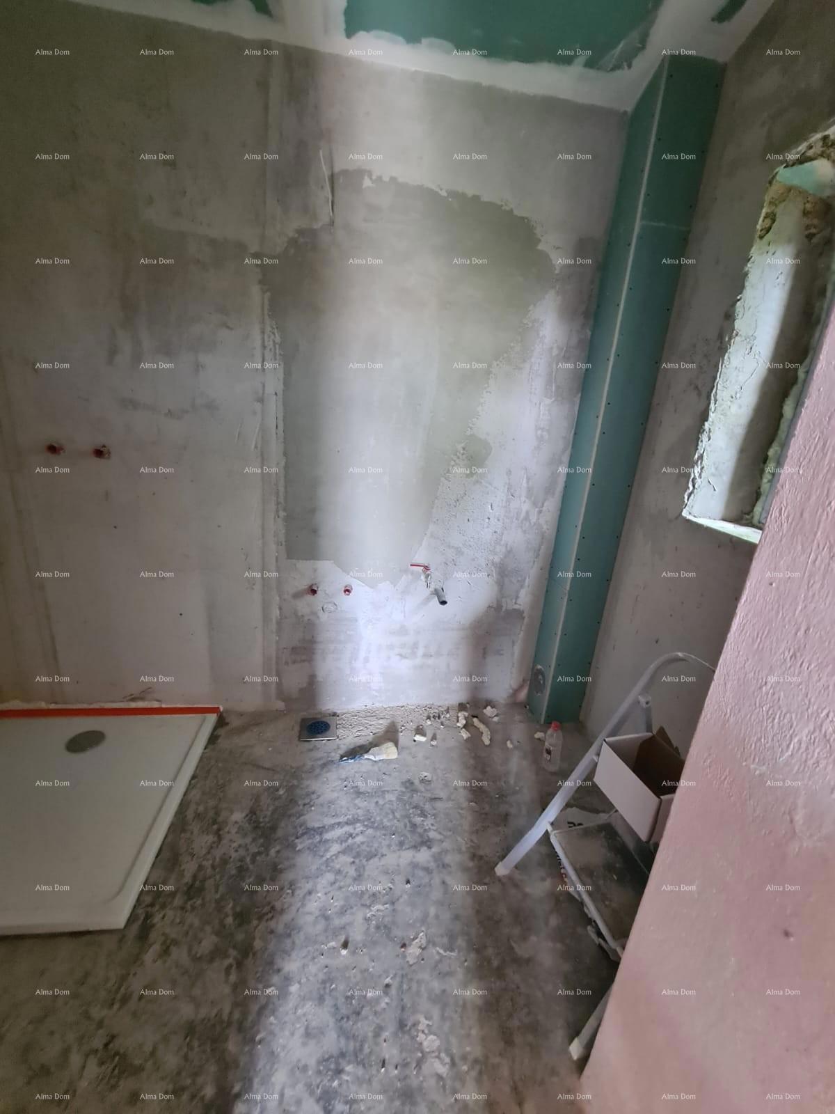 Na prodaju kuća s konobom u fazi renovacije, Krnica!