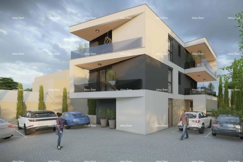 Dvosobno stanovanje z velikim vrtom 100 metrov od obale.