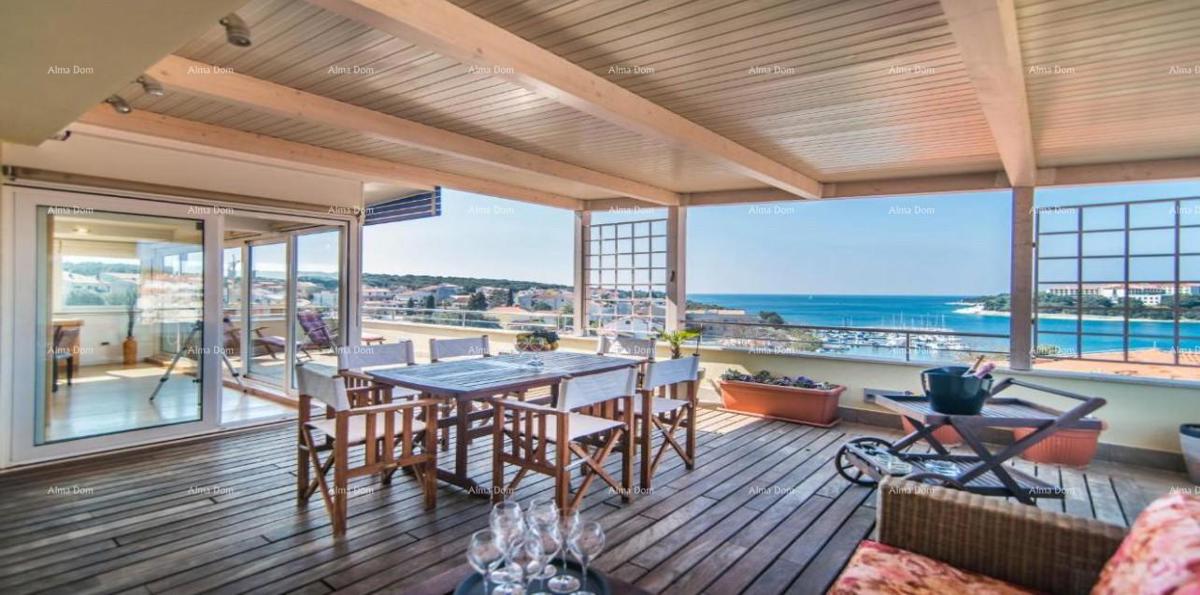 Prodaja - Prelepa kuća s apartmani i restoranom, Pula! Pogled na more!