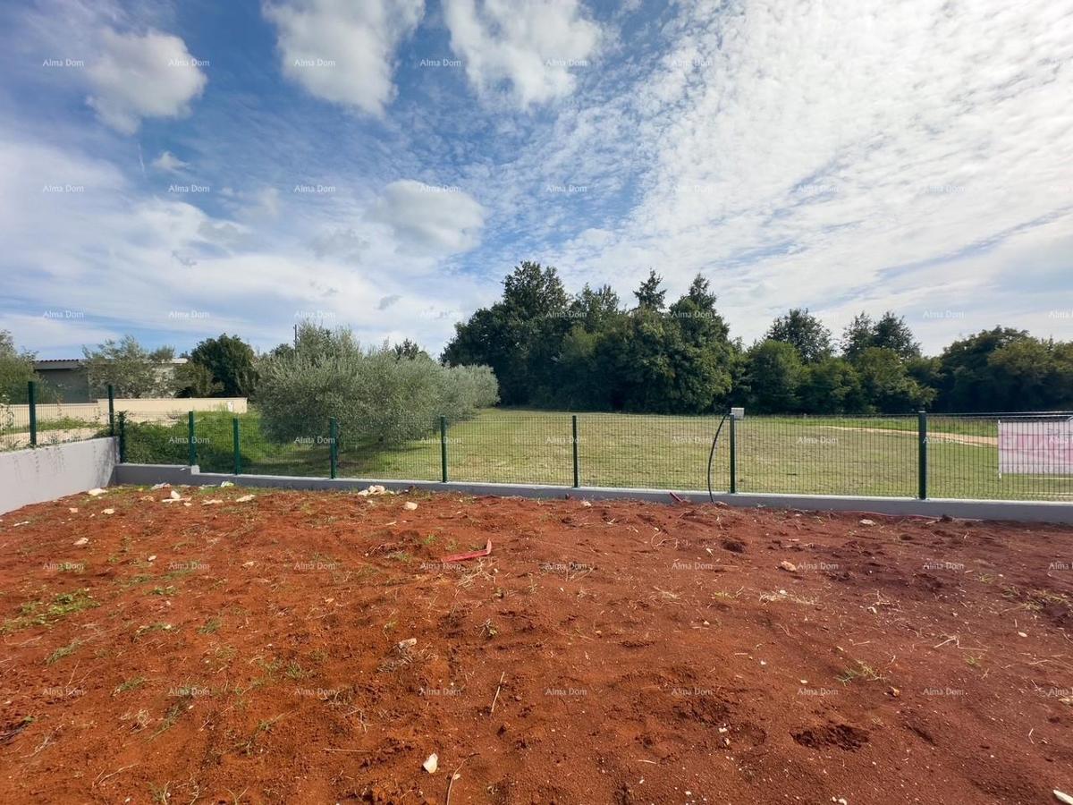 BARBAN, KOŽLJANI - Novogradnja / Dvojček, desni del. Ekološko naselje