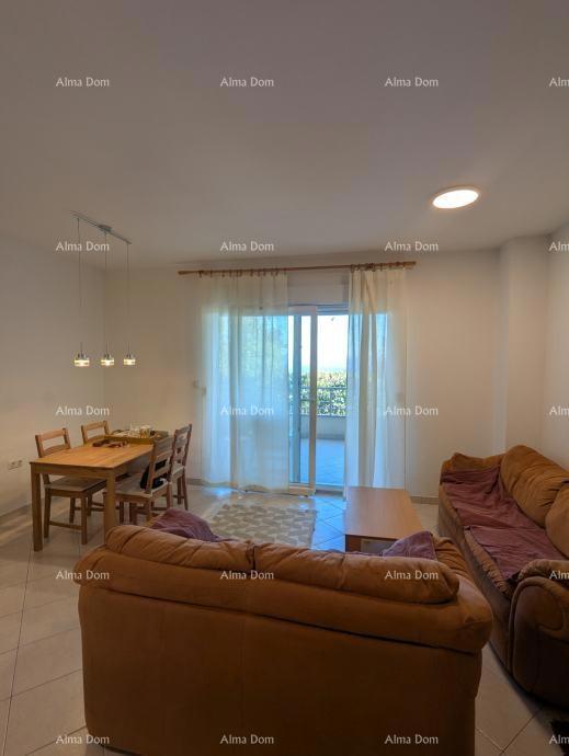 LABIN, Apartma z razgledom na morje in vrtom