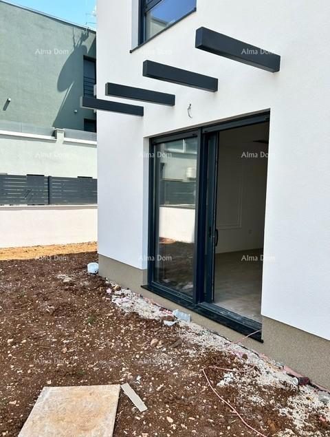 Na prodaj: Stanovanje v novogradnji z vrtom! ŠTINJAN.