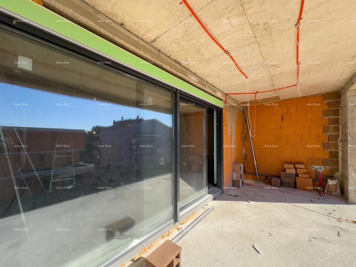 Na prodaj: Stanovanje v drugem nadstropju manjše stavbe!