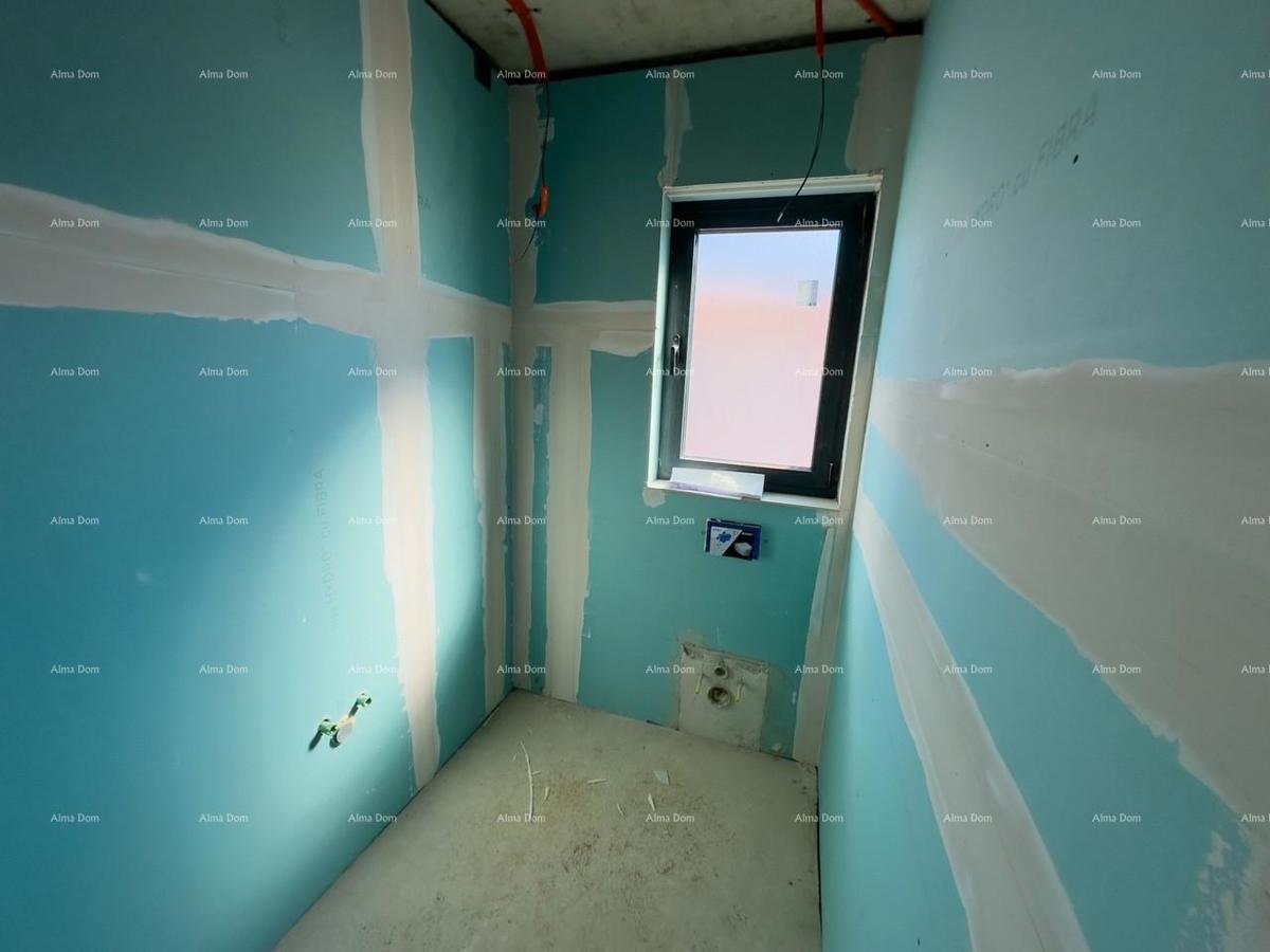 Na prodaj: Stanovanje v drugem nadstropju manjše stavbe!