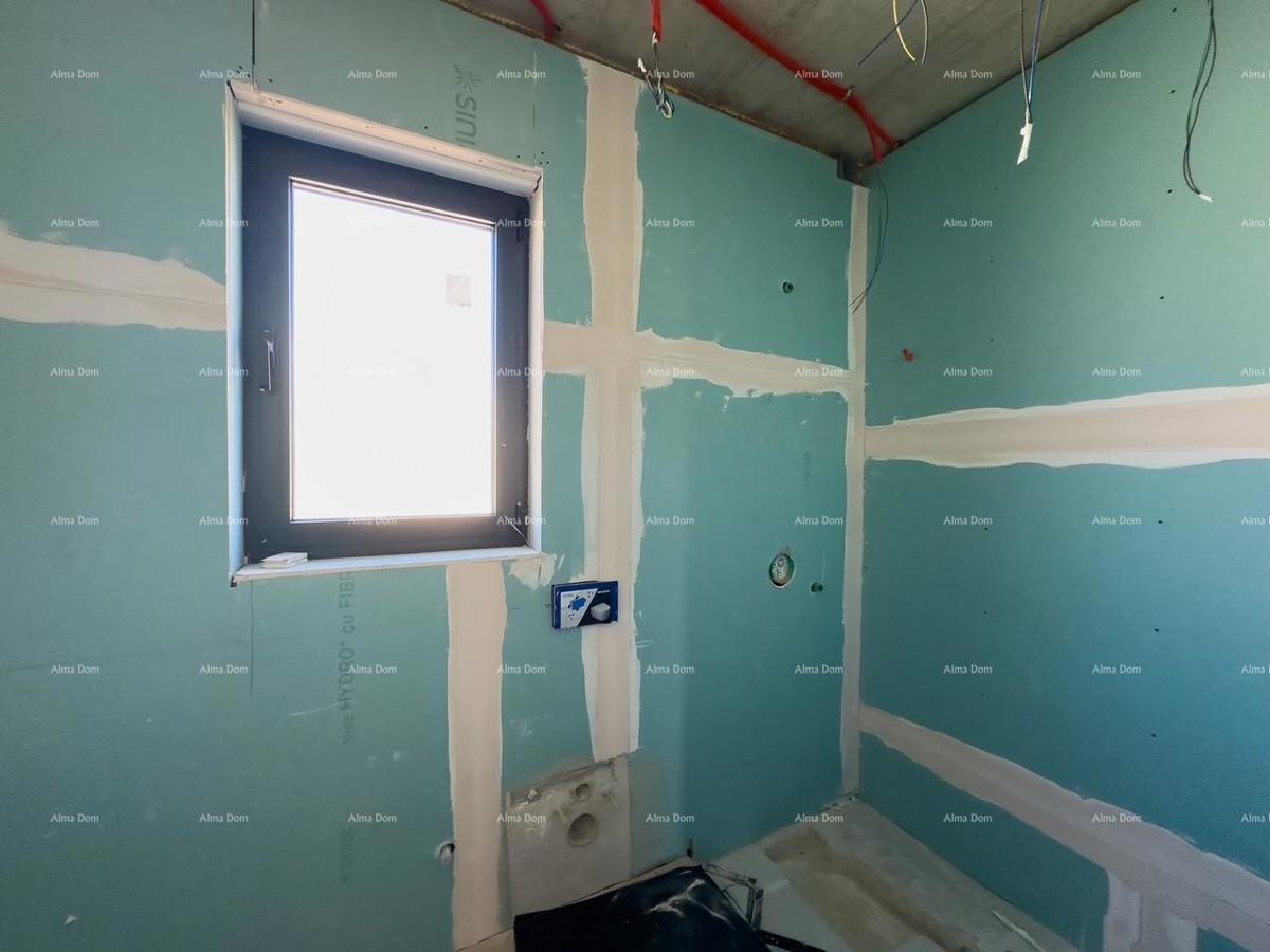 Na prodaj: Stanovanje v drugem nadstropju manjše stavbe!