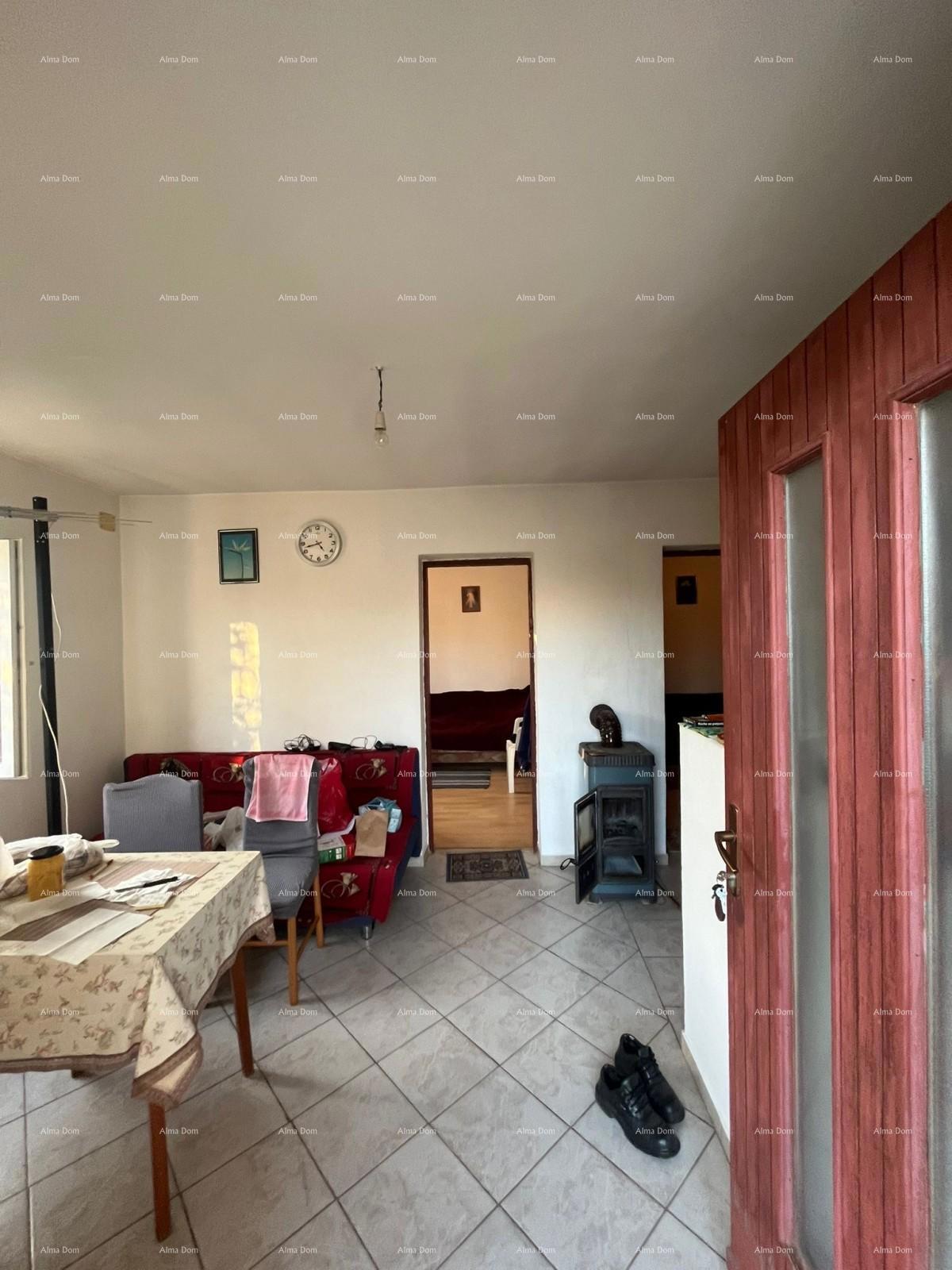 Prodaja samostojeće kuće u Fažani.