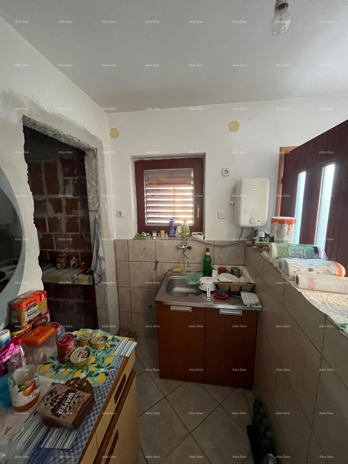 Prodaja samostojeće kuće u Fažani.