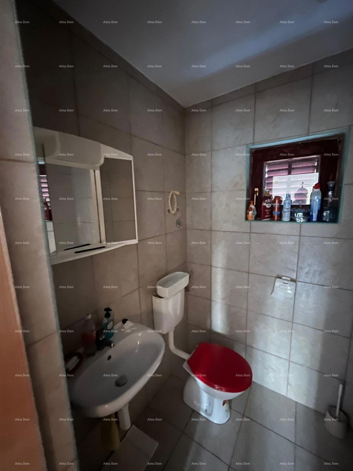 Prodaja samostojeće kuće u Fažani.