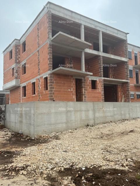 Veli Vrh, veliko stanovanje s 3 spalnicami