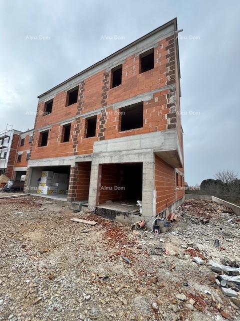 Veli Vrh, veliko stanovanje s 3 spalnicami