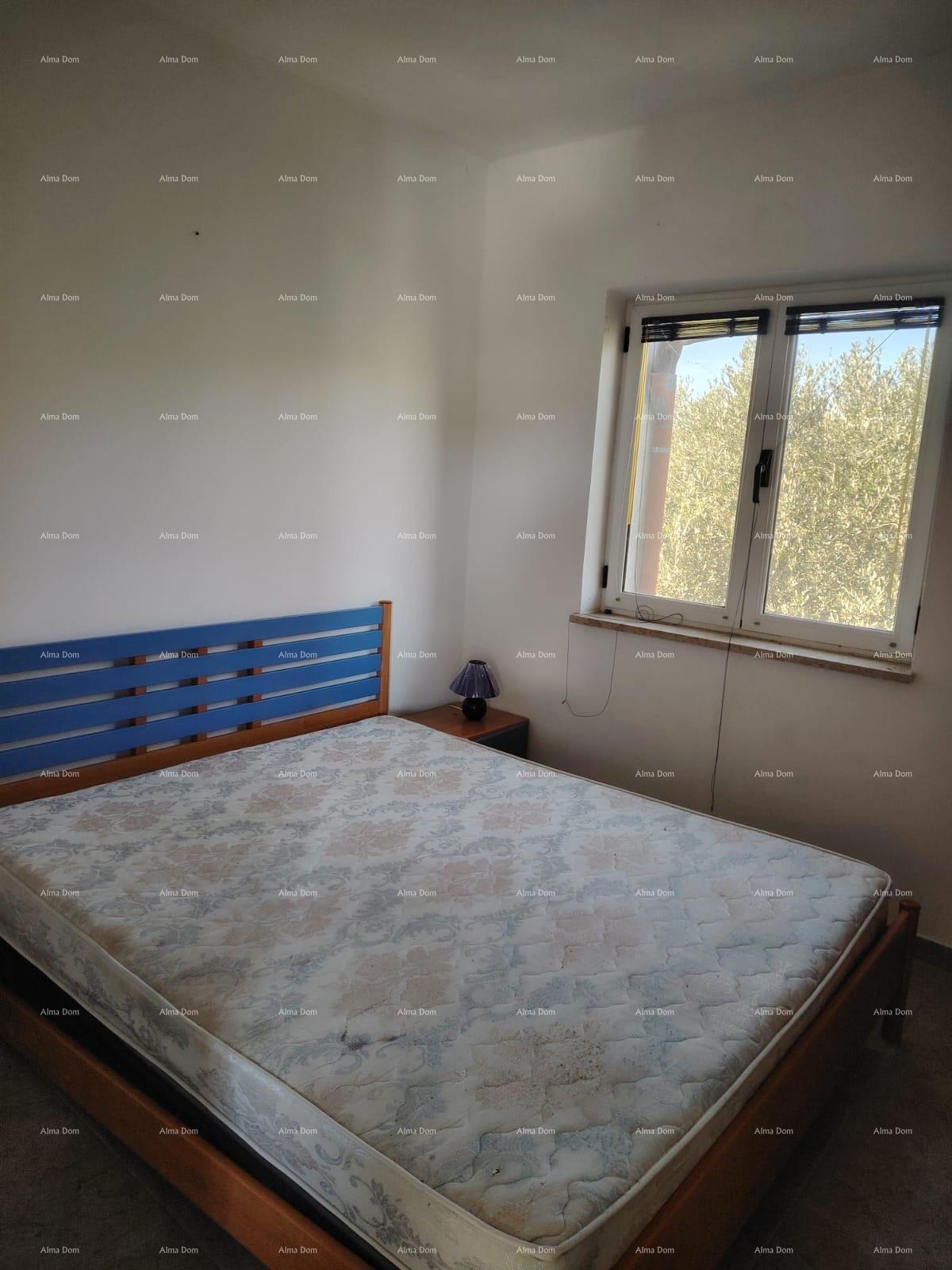 Popoln mir in potencial: nepremičnina s 12 spalnicami, bazenom in čudovitim pogledom na morje v Pomeru