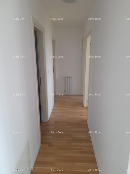 Vrhunska lokacija! Prodaja stanovanja v neposredni bližini centra mesta, Pula!