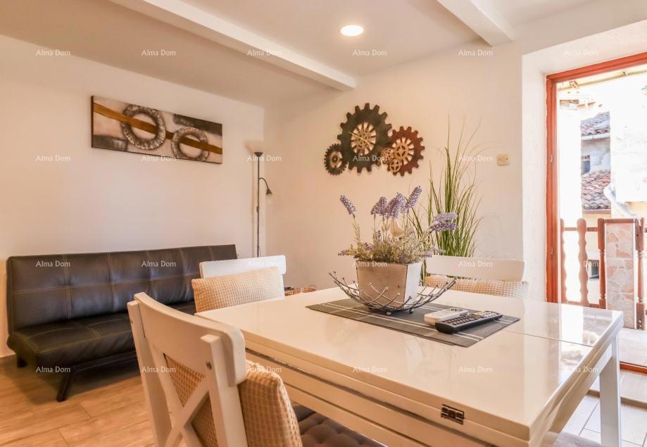 Prekrasen stan v Rovinju – 55 m², dvonadstropen, s pogledom na staro mesto