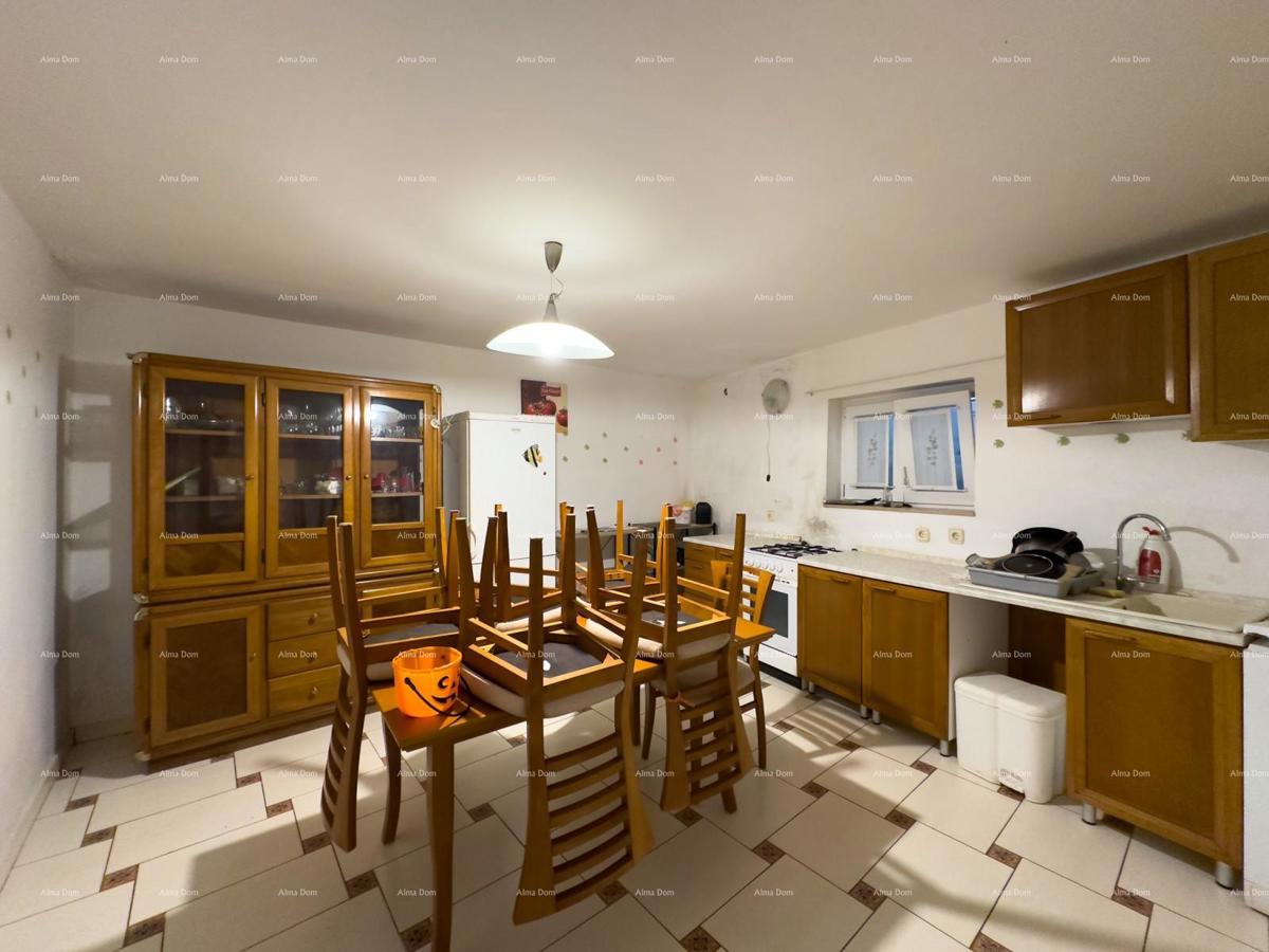 Prodajemo hišo v središču Ližnjana!