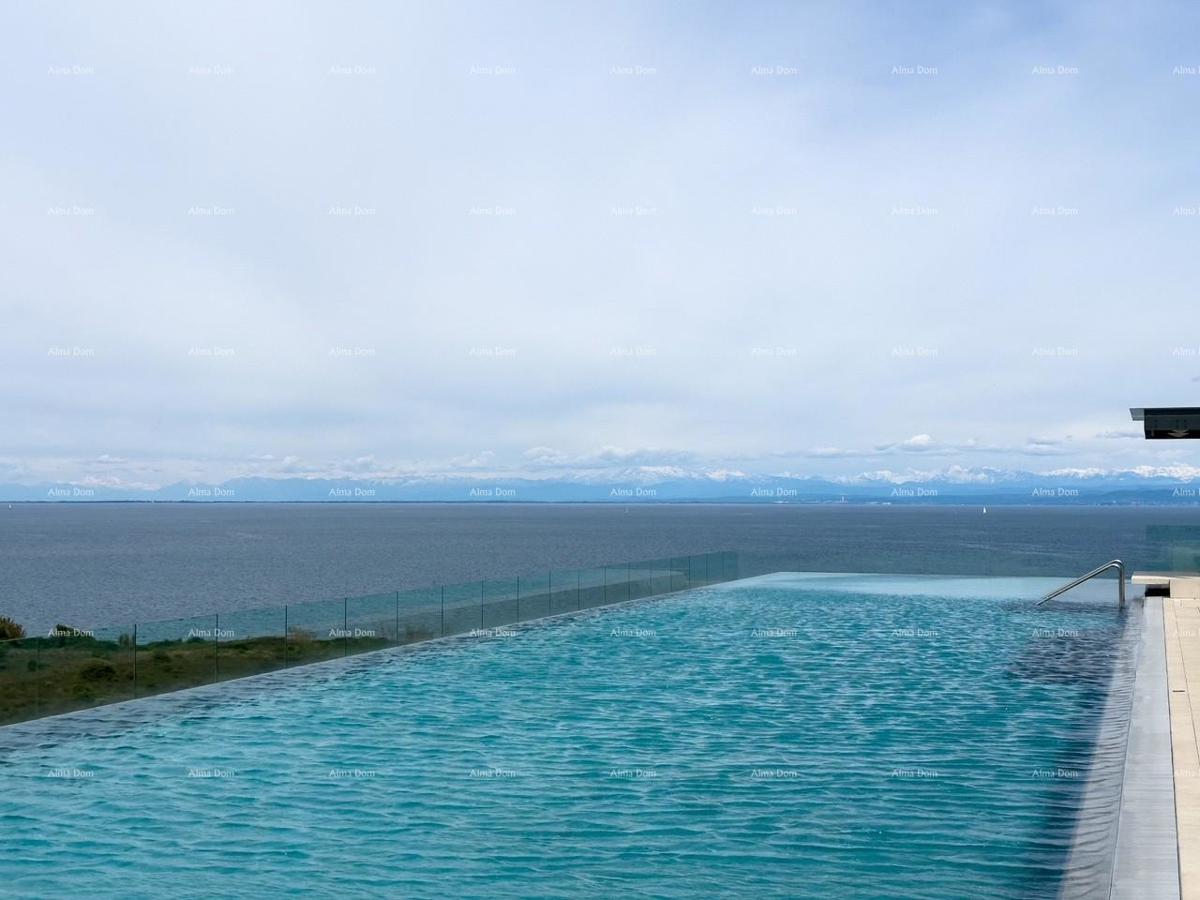 Umag. Prodamo stanovanje v luksuznem aparthotelu!