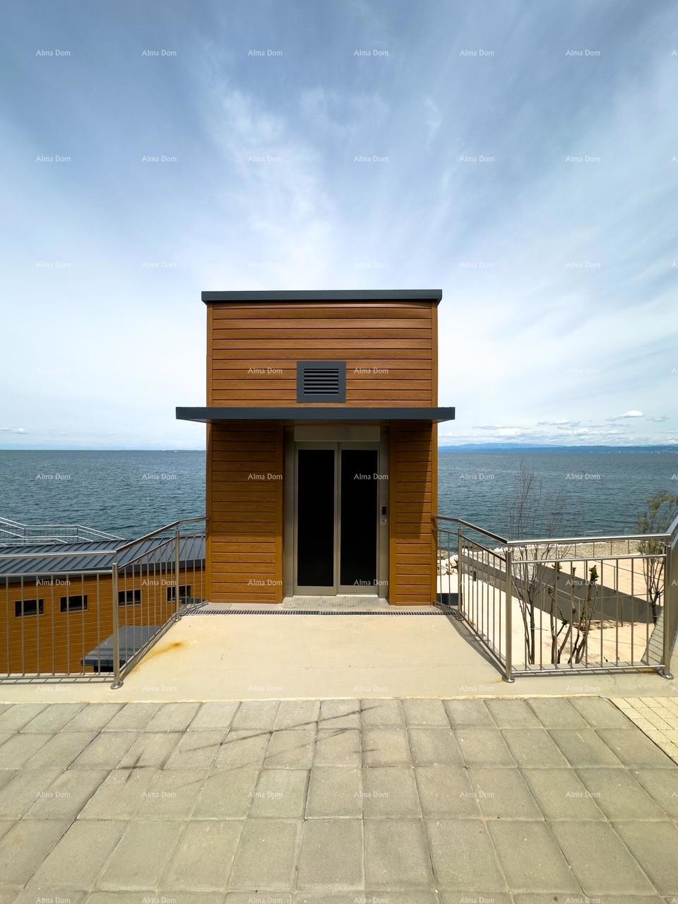 Umag. Prodamo stanovanje v luksuznem aparthotelu!