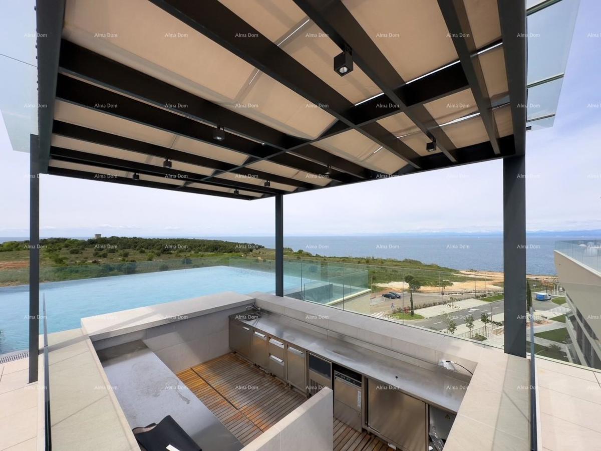 Umag. Prodamo stanovanje v luksuznem aparthotelu!