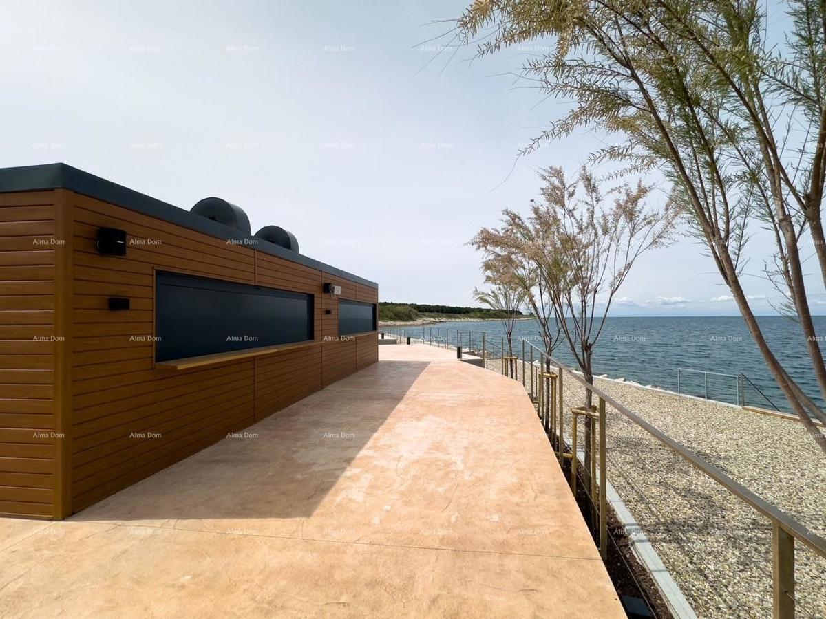 Umag. Prodamo stanovanje v luksuznem aparthotelu!