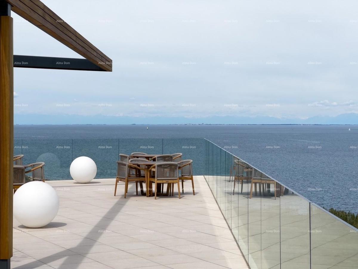 Umag. Prodamo stanovanje v luksuznem aparthotelu!