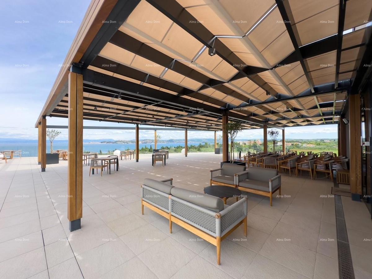 Umag. Prodamo stanovanje v luksuznem aparthotelu!