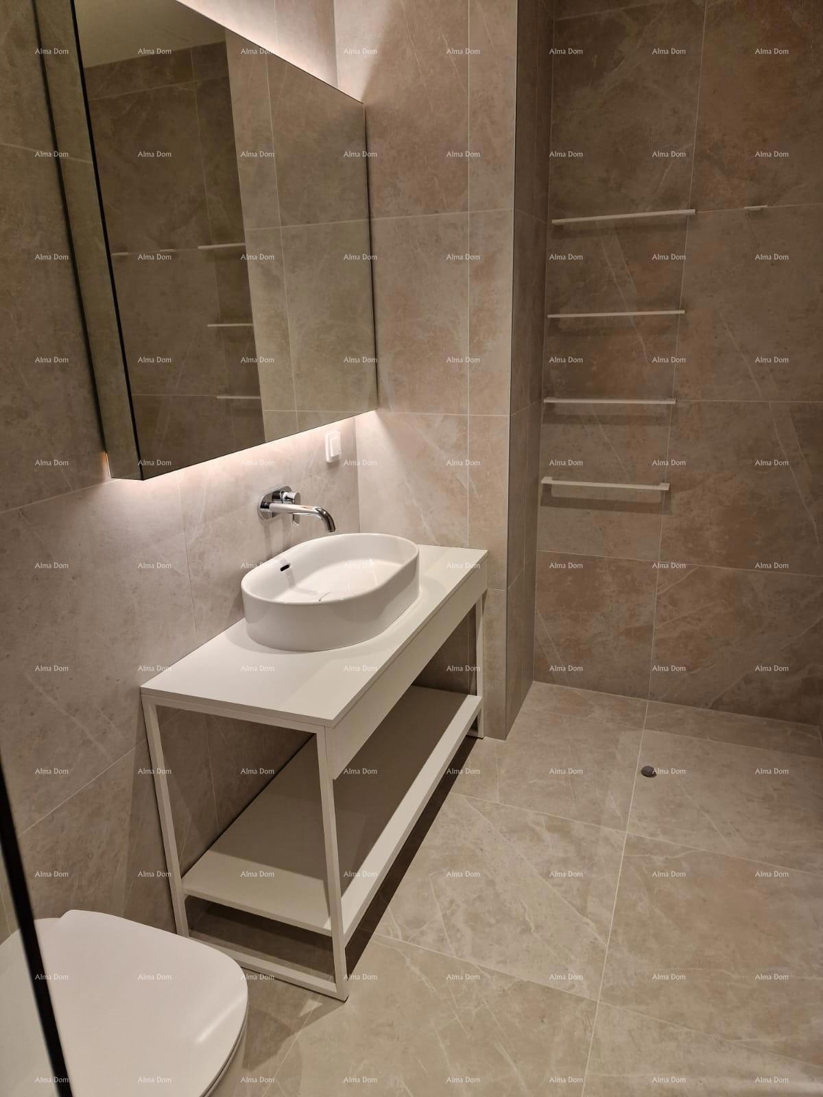 Umag. Prodamo stanovanje v luksuznem aparthotelu!