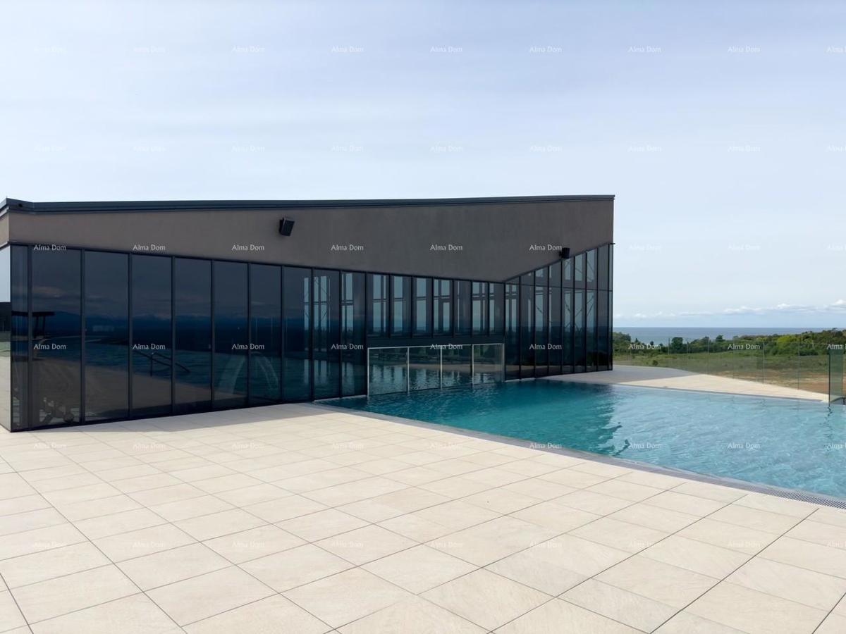 Umag. Prodamo stanovanje v luksuznem aparthotelu!