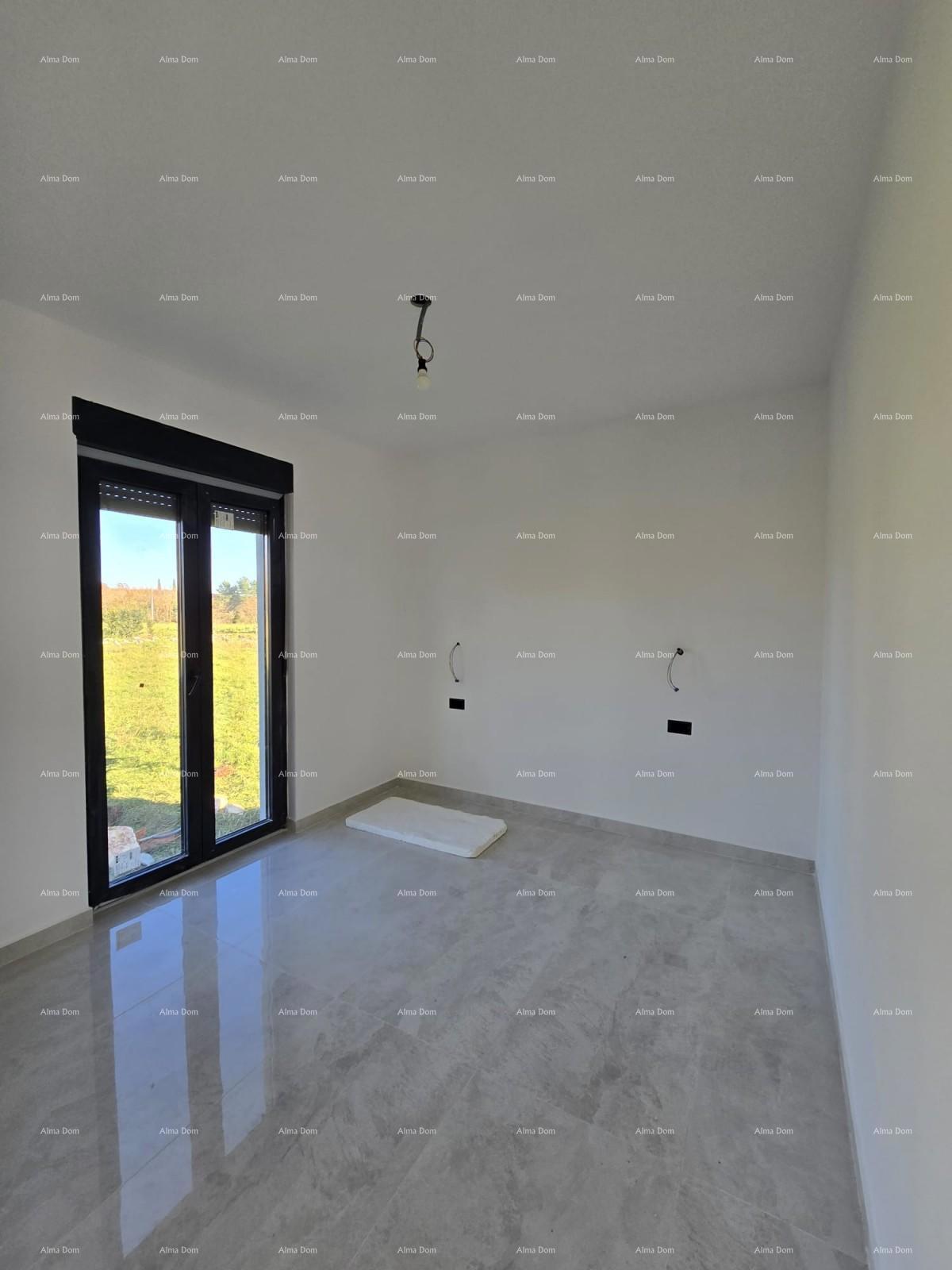 Novogradnja. Hiša v Žminju.