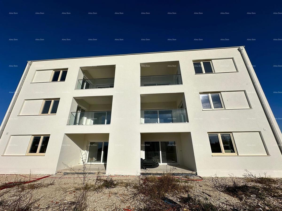 Prodaja stanovanja, Poreč. Popolnoma opremljeno.