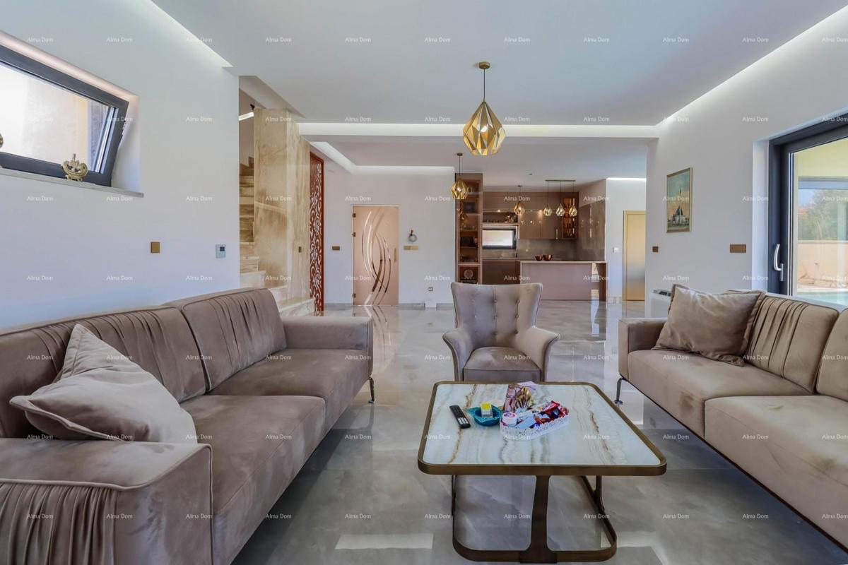 NA PRODAJO: Moderna samostojna vila blizu Pule – Loborika.