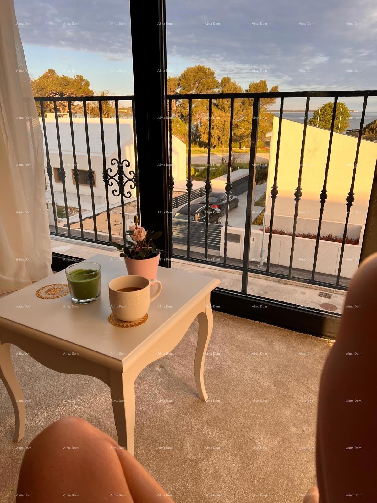 Prodaja - Čudovita, moderna vila s bazenom - pametna hiša, Fažana! Pogled na morje!