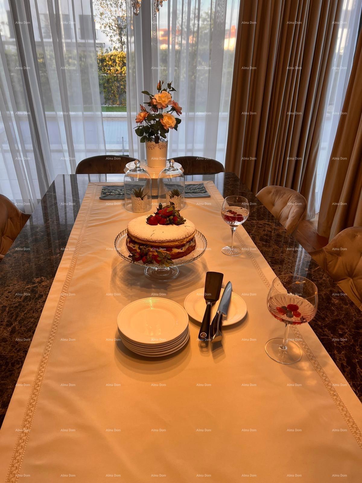 Prodaja - Čudovita, moderna vila s bazenom - pametna hiša, Fažana! Pogled na morje!