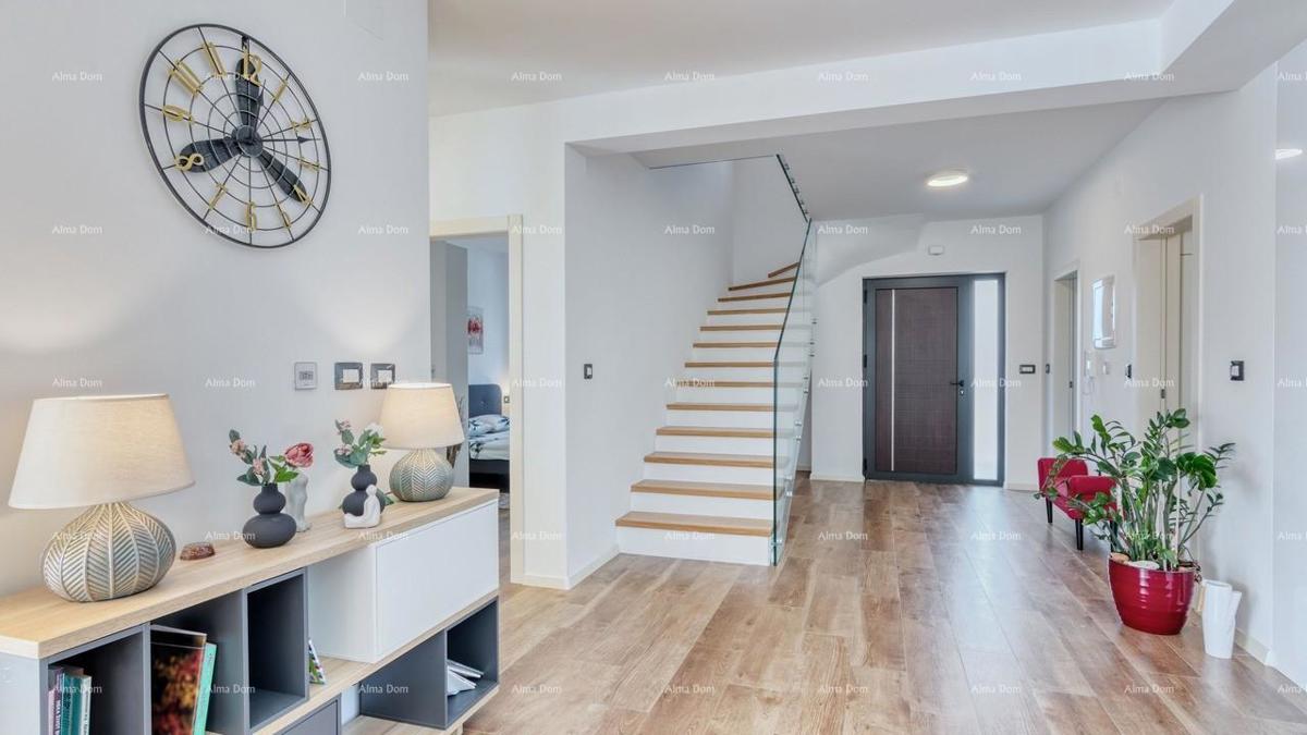 Najam - Luksuzna vila s privatnim bazenom v Pulju