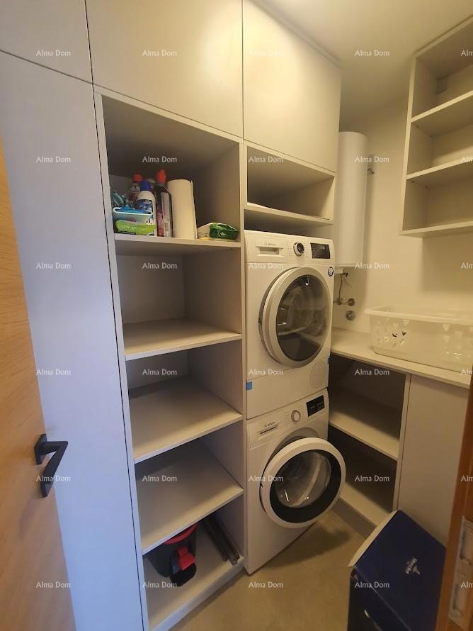 Labin! Prodajamo čudovito dvosobno stanovanje s pogledom na morje!