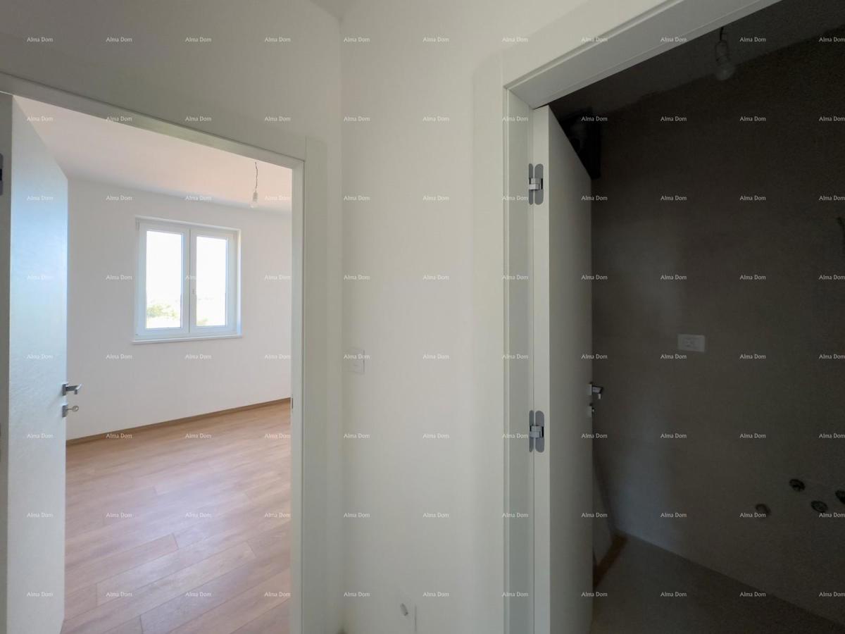 Prodajamo stanovanje z velikim vrtom v Barbanu.