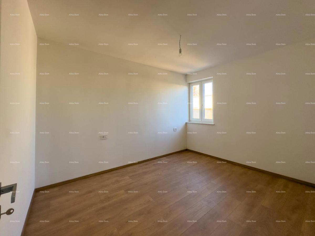 Prodajamo stanovanje z velikim vrtom v Barbanu.