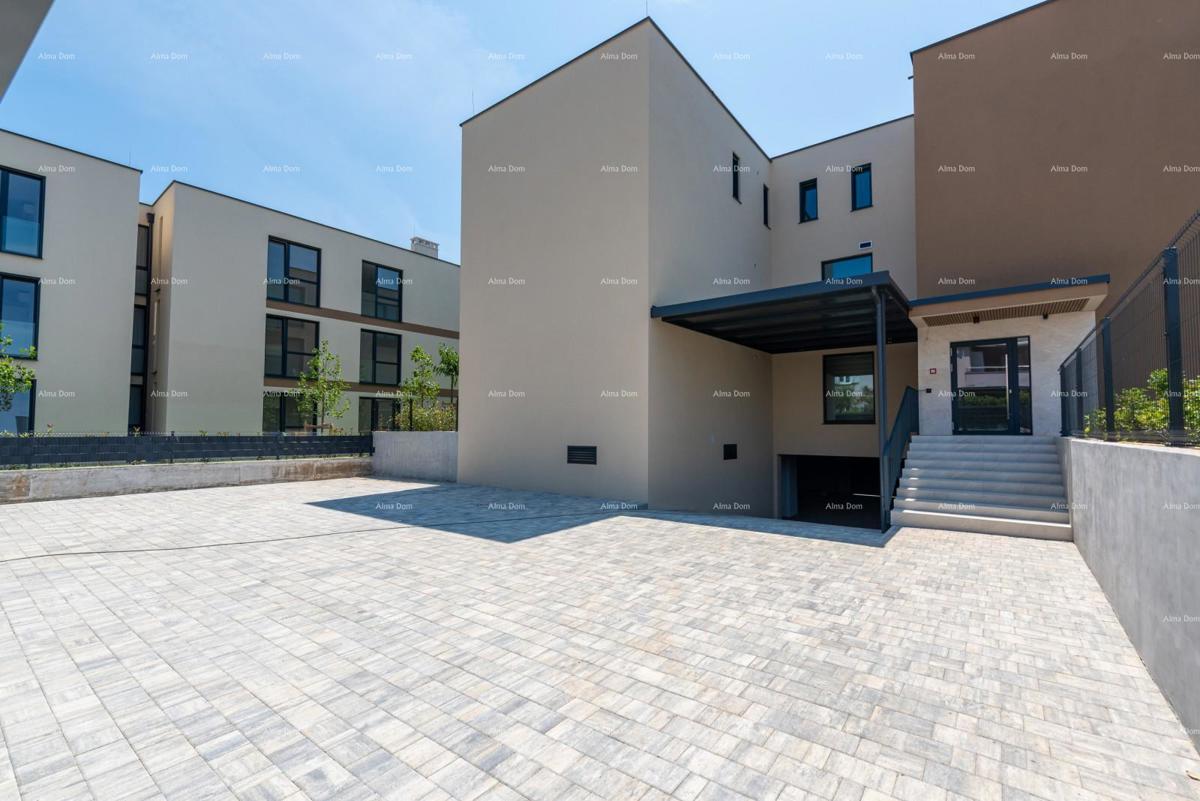Prodaja stanov v novo zgrajenem kompleksu s parkirnim mestom, Novigrad!