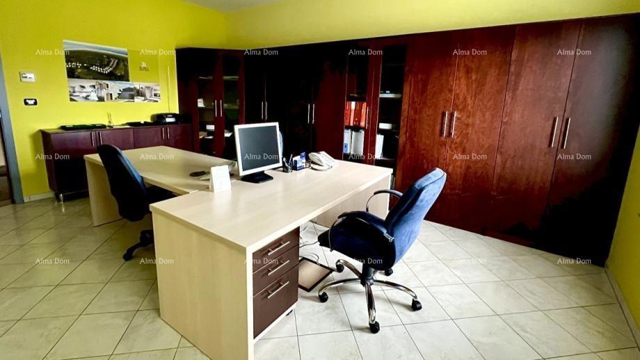 BUJE – SKLADIŠČNI / URADNI PROSTOR NA PRODAJ | POSLOVNA ZONA