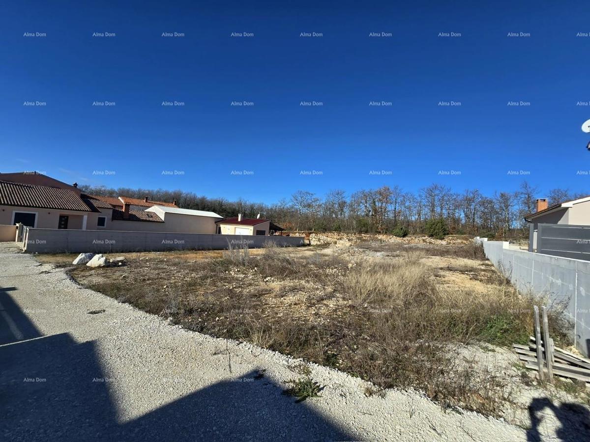 Istra. Bibići. Prodaja gradbenega zemljišča s projektom, Bibići