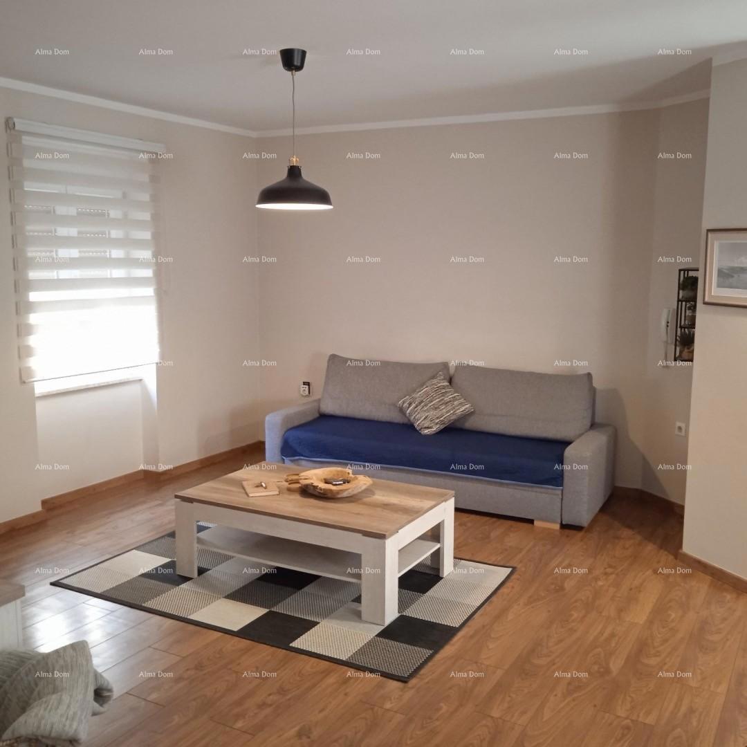 FORUM PEŠAČKA ZONA. Prodaja lepo uređenega stanovanja na atraktivni lokaciji, Pula, center!