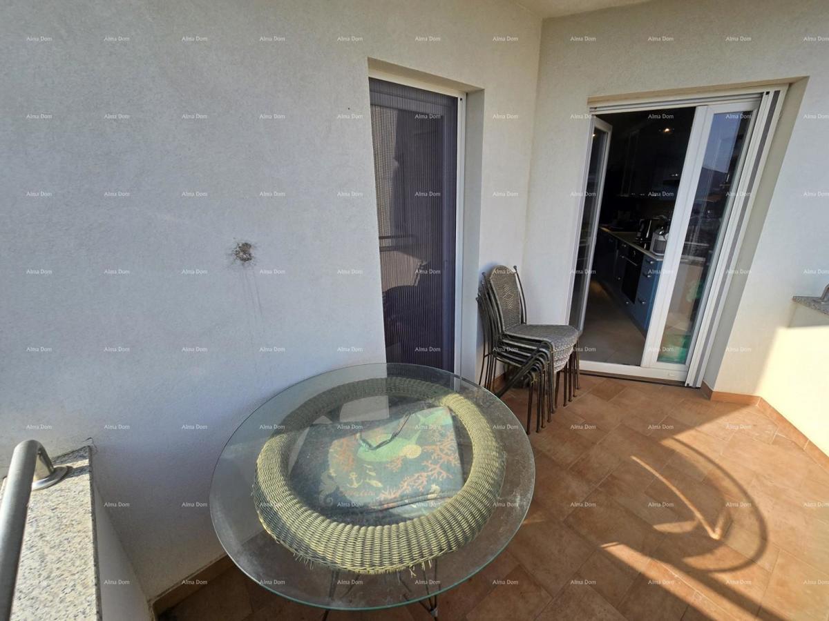 Prekrasen stan v Puli, 1000 m od morja! Uporabno dovoljenje