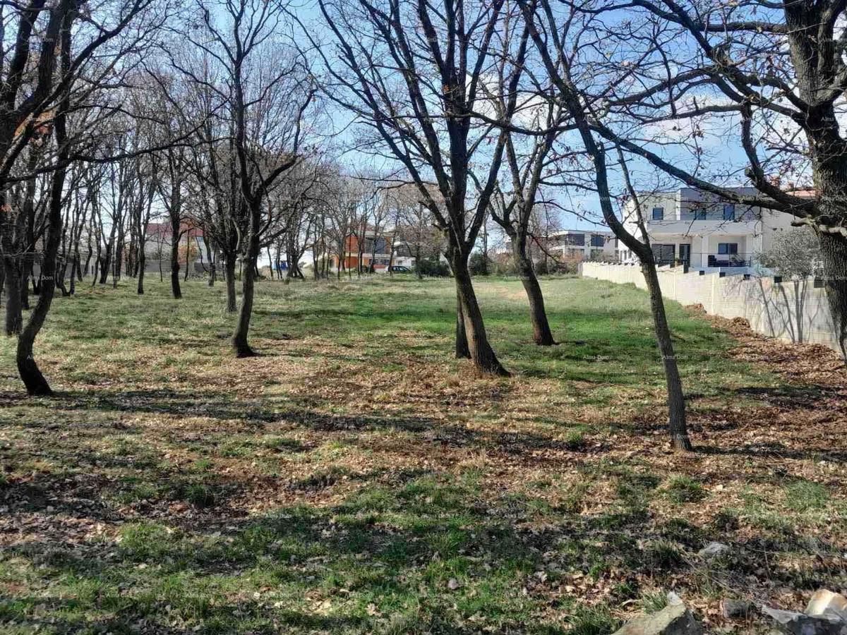 Medulin – Gradbena parcela 1.058 m², 450 m od morja