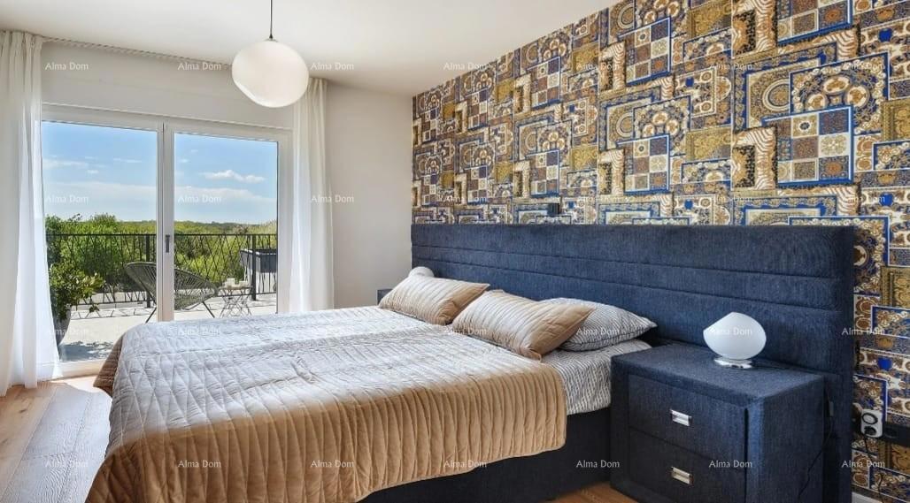 Prelepa, moderna hiša s bazenom in garažo, Krnica! Vseljivo takoj!