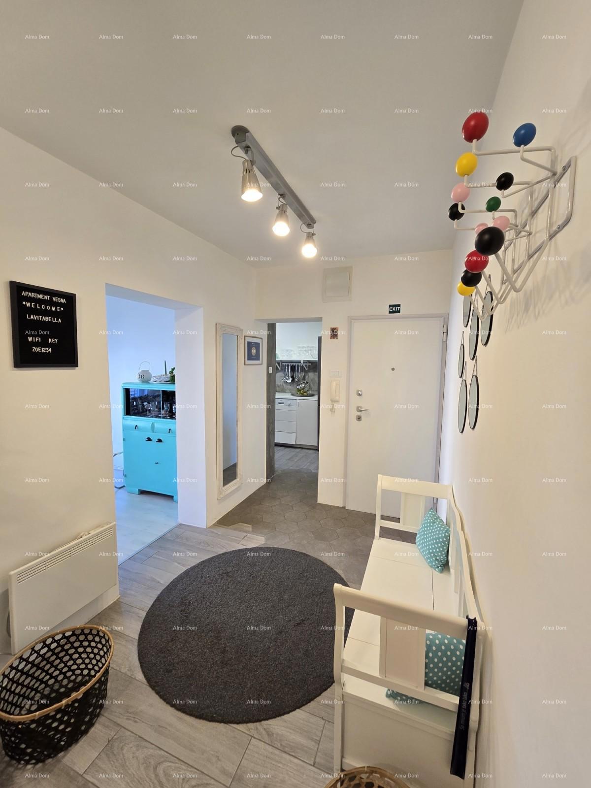 Družinski stan nedaleč od centra Pule!