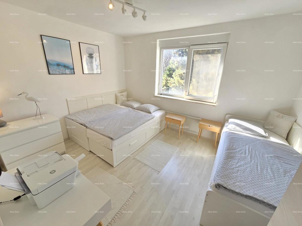 Družinski stan nedaleč od centra Pule!